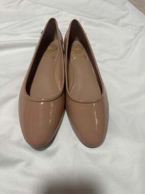 Vince Camuto Minndy Dark Blush Patent Leather Ballet Flats size 7.5